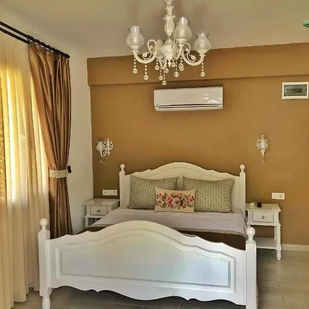Otel Demir Alacati Çeşme